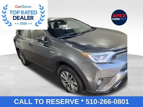 Used 2018 Toyota RAV4 XLE w/ Convenience Package AWD/4WD image 1