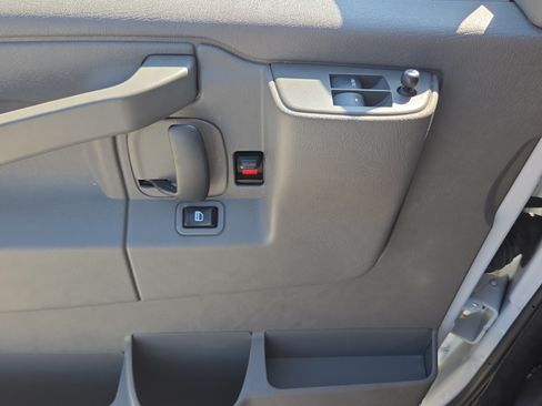 Used 2023 GMC Savana 2500 w/ Driver Convenience Package RWD image 26
