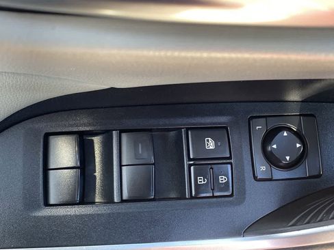 Certified 2021 Toyota RAV4 XLE w/ XLE Grade Weather Package AWD/4WD image 13