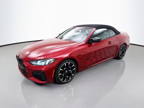 Used 2025 BMW M440i Convertible RWD image 3
