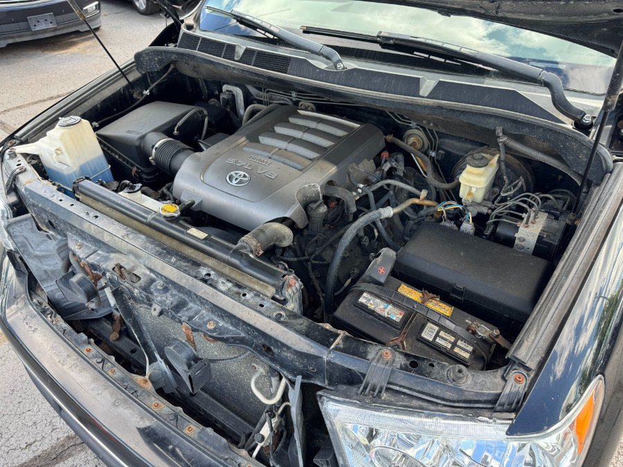 Used 2010 Toyota Tundra 4x4 Double Cab image 21