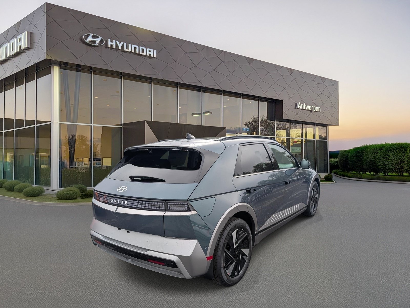New 2027 Hyundai Ioniq 5 Limited RWD image 3