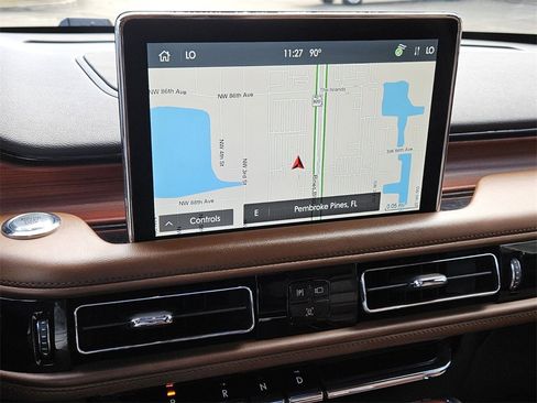 Certified 2022 Lincoln Aviator Grand Touring w/ Equipment Group 301A image 18