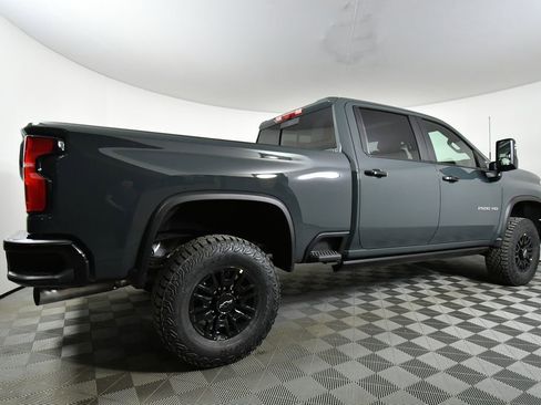 New 2026 Chevrolet Silverado 2500 ZR2 image 10