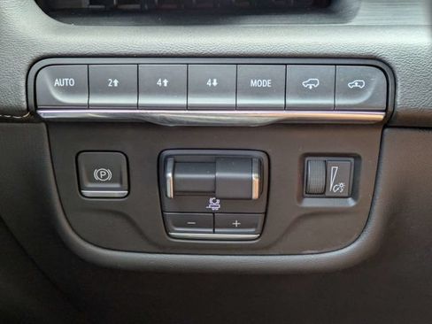 Used 2021 Cadillac Escalade Sport w/ LPO, ONYX Package AWD/4WD image 27