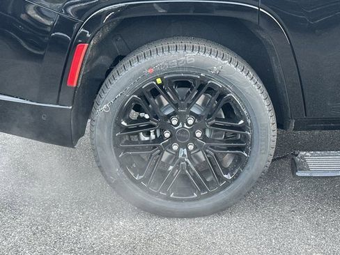 New 2026 Jeep Grand Wagoneer Limited image 20