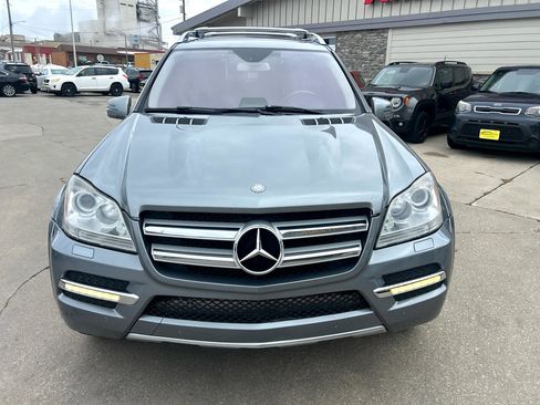 Used 2011 Mercedes-Benz GL 550 4MATIC image 8
