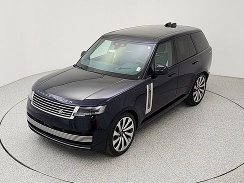 Certified 2025 Land Rover Range Rover SV AWD/4WD image 13