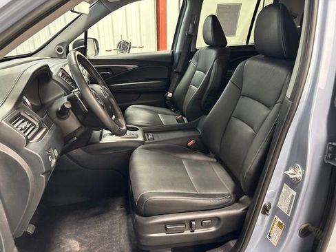 Certified 2023 Honda Ridgeline RTL image 13