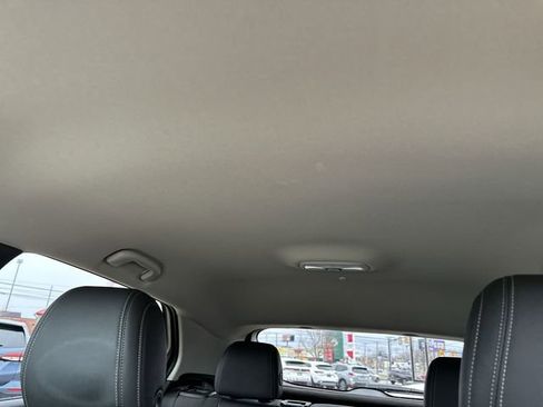 Certified 2022 Buick Encore GX Select image 19