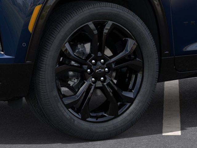 New 2027 Chevrolet Traverse RS w/ LPO, Floor Liner Package AWD/4WD image 9