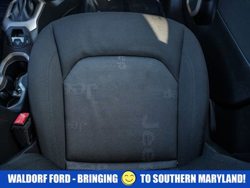 Used 2017 Jeep Renegade Latitude w/ Cold Weather Group image 32