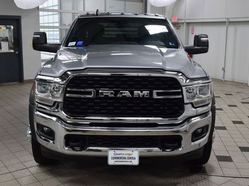 Used 2024 RAM 4500 SLT w/ Quick Order Package 2YG SLT AWD/4WD image 2
