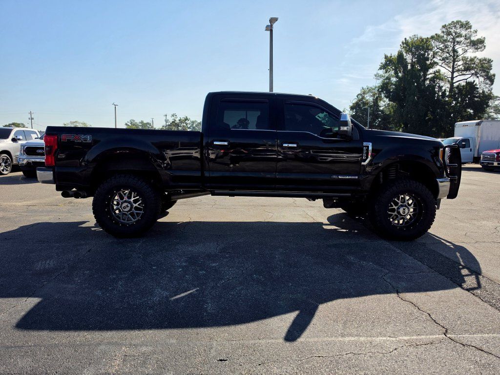 Used 2017 Ford F250 King Ranch w/ King Ranch Ultimate Package AWD/4WD image 9
