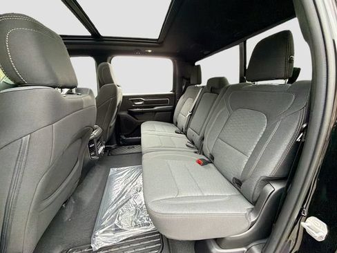 New 2026 RAM 1500 Big Horn AWD/4WD image 27