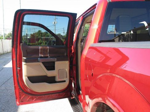 Used 2019 Ford F150 Lariat AWD/4WD image 17