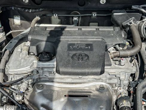Used 2016 Toyota RAV4 SE FWD image 28