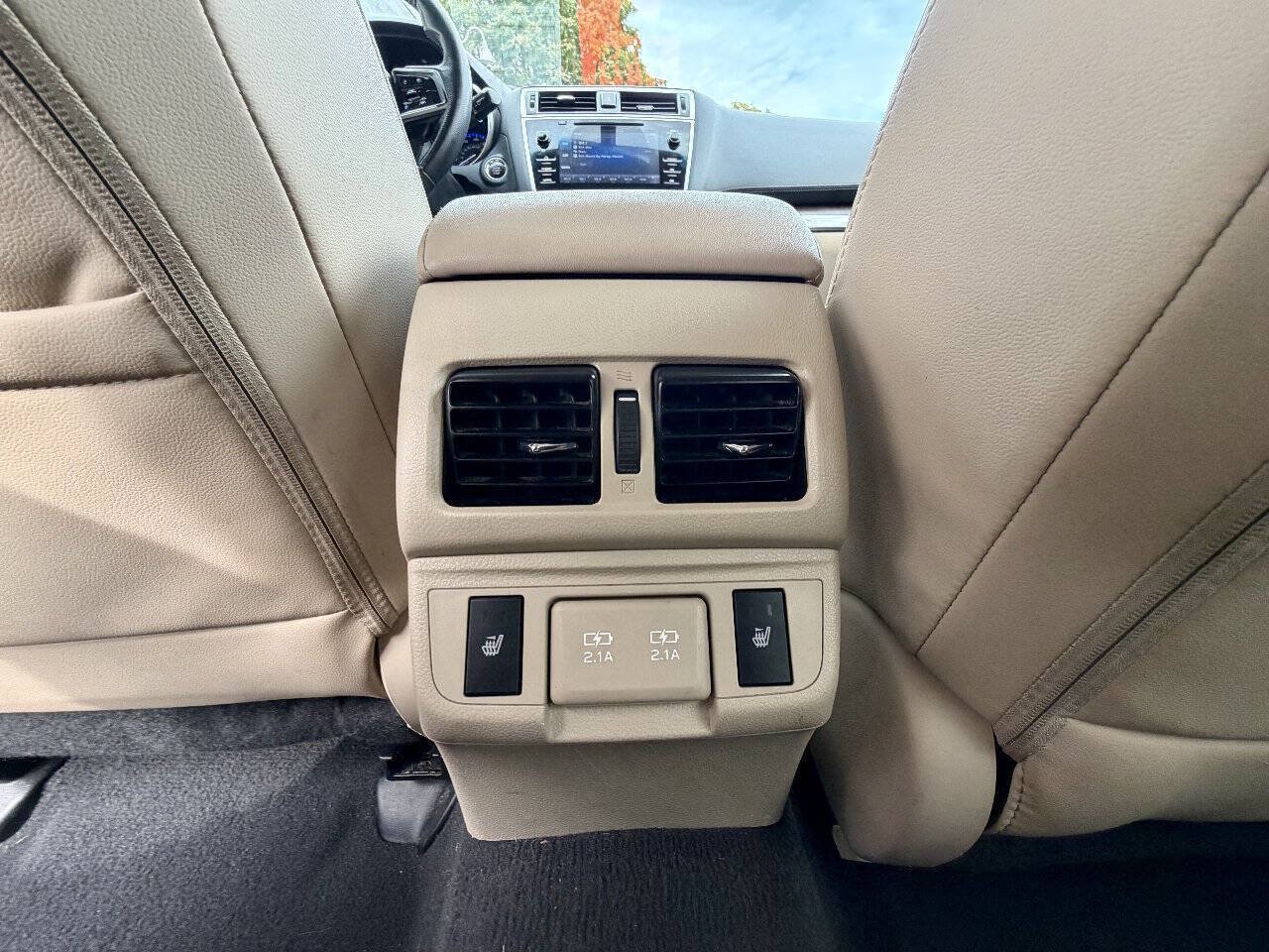 Used 2019 Subaru Outback 2.5i Limited AWD/4WD image 19