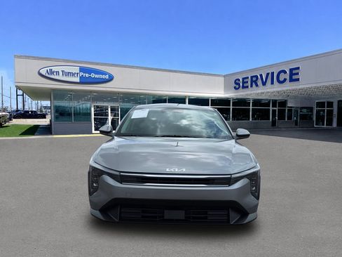 Used 2025 Kia K4 FWD image 3