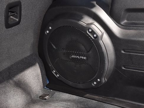 Used 2023 Jeep Wrangler Unlimited Rubicon 4xe w/ Safety Group image 39