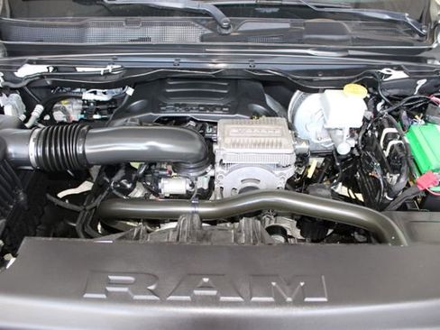 Used 2023 RAM 1500 Laramie AWD/4WD image 31