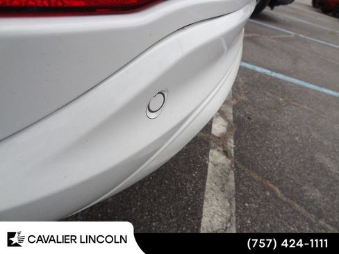Used 2021 Lincoln Corsair Reserve w/ Equipment Group 201A AWD/4WD image 16