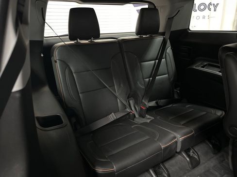 Used 2023 GMC Acadia AT4 w/ Technology Package image 38