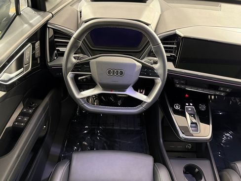 Used 2024 Audi Q4 e-tron Prestige w/ Black Optic Plus Package AWD/4WD image 13