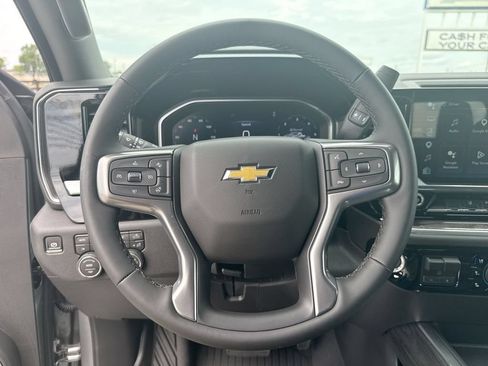 Used 2026 Chevrolet Silverado 2500 LTZ w/ LTZ Convenience Package AWD/4WD image 23