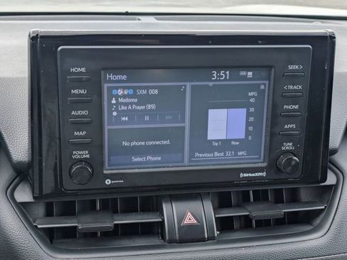 Used 2020 Toyota RAV4 XLE image 26