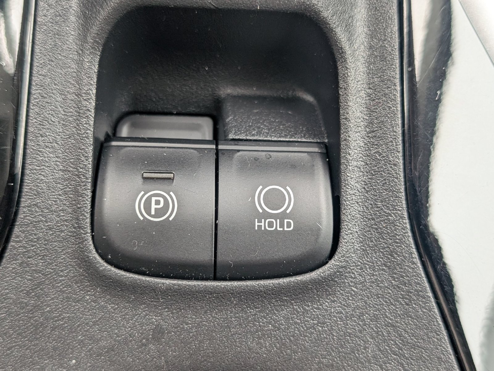 Used 2020 Toyota Corolla LE FWD image 22