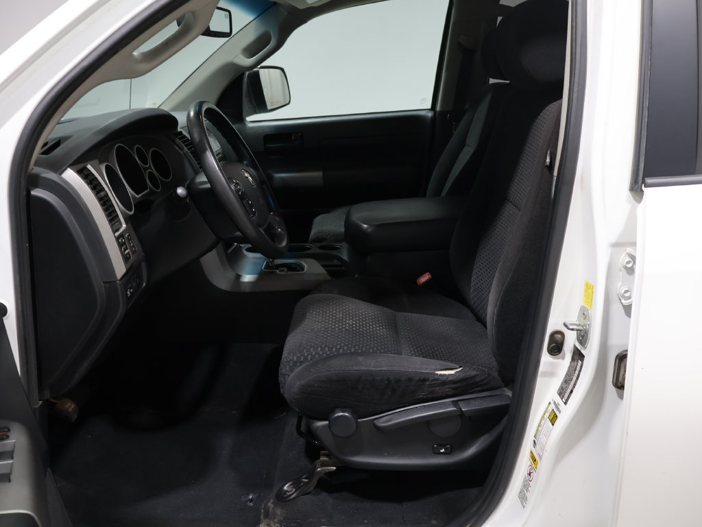Used 2010 Toyota Tundra 4x4 Double Cab image 9