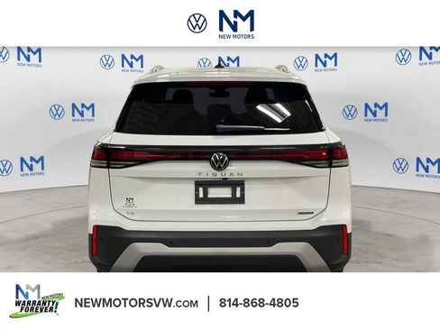 New 2026 Volkswagen Tiguan SE image 4