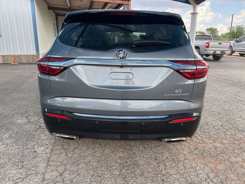 Used 2019 Buick Enclave Essence FWD image 5