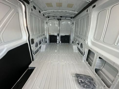 New 2026 Ford Transit 250 148 Medium Roof RWD image 21