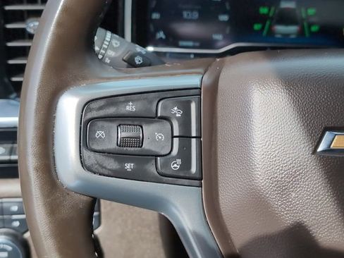 Used 2024 Chevrolet Silverado 2500 LTZ w/ LTZ Plus Package image 25