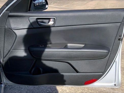 Used 2020 Kia Optima LX image 21