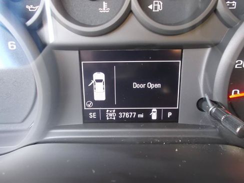 Used 2021 Chevrolet Silverado 1500 Custom Trail Boss w/ LPO, Dark Essentials Package AWD/4WD image 38