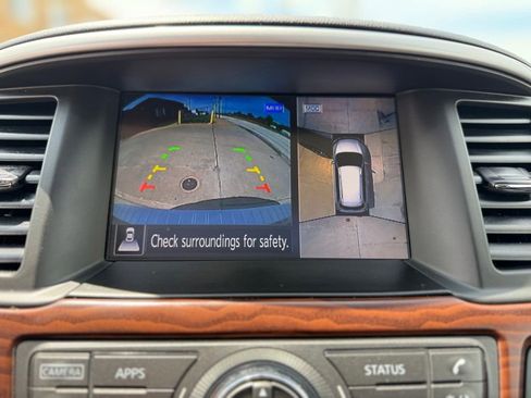 Used 2019 Nissan Pathfinder Platinum AWD/4WD image 36