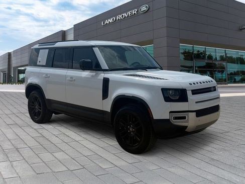 Used 2023 Land Rover Defender 110 S AWD/4WD image 7