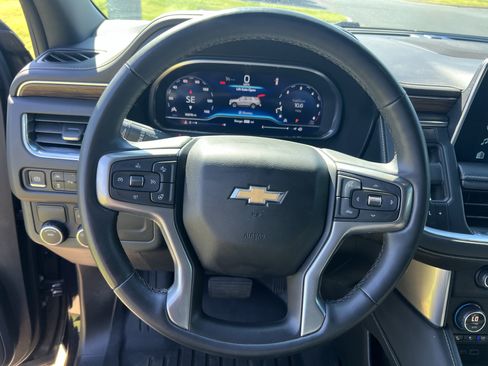 Used 2023 Chevrolet Tahoe Premier RWD image 20