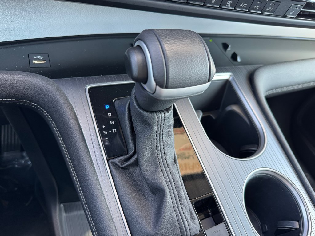 Certified 2025 Toyota Sienna XLE AWD/4WD image 25