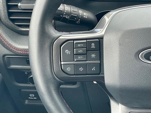 Used 2023 Ford Expedition Limited RWD image 13