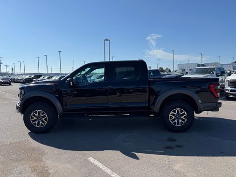 Used 2022 Ford F150 Raptor w/ Equipment Group 801A High AWD/4WD image 22