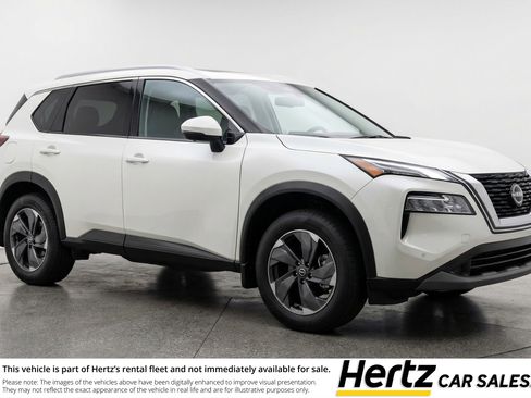 Used 2025 Nissan Rogue SV AWD/4WD image 1