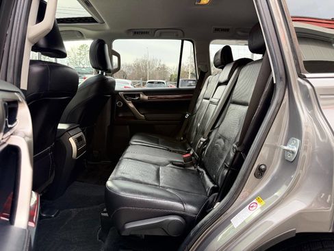 Used 2012 Lexus GX 460 Premium image 30