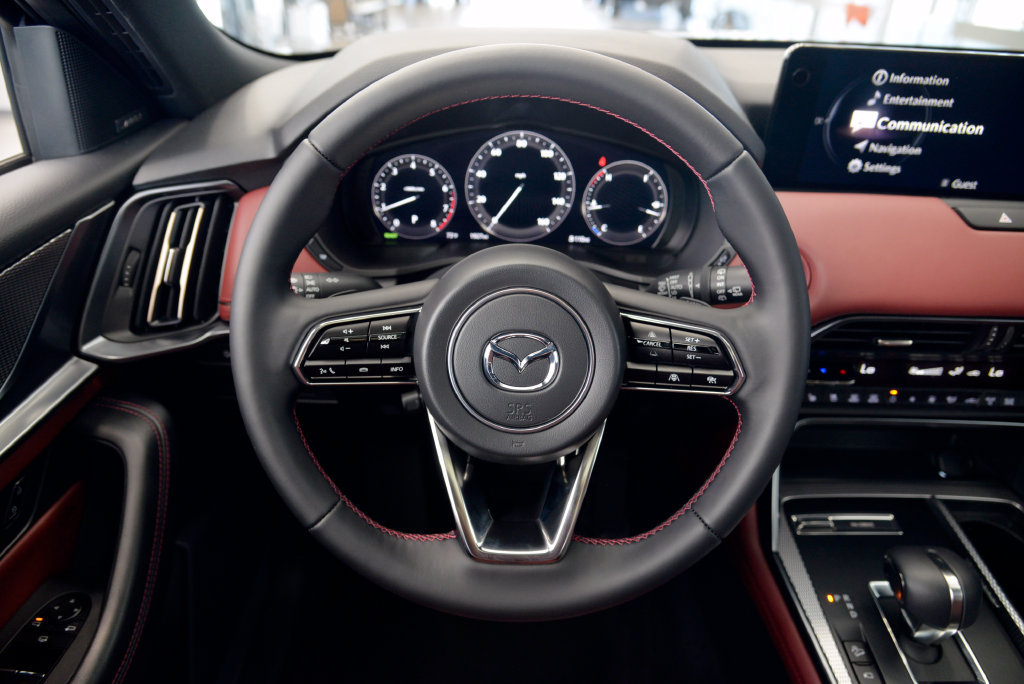 Certified 2026 MAZDA CX-70 3.3 Turbo S w/ Premium Package AWD/4WD image 18