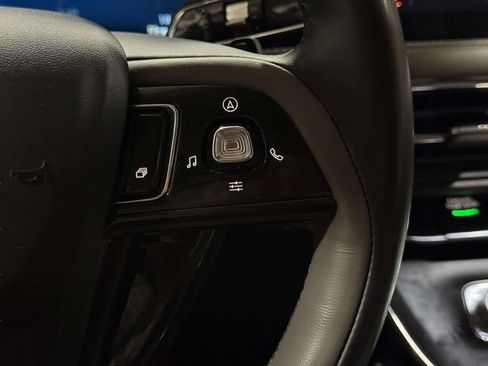 Certified 2023 Lincoln Corsair Reserve image 12