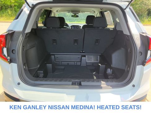 Used 2024 GMC Terrain SLE w/ Driver Convenience Package FWD image 43