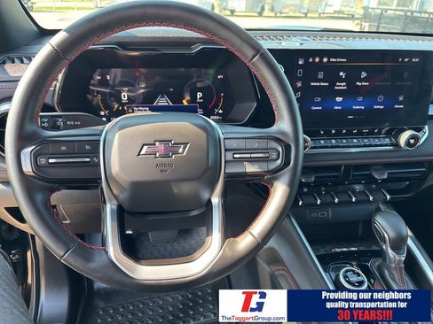 Used 2024 Chevrolet Colorado Z71 w/ Z71 Convenience Package 2 image 14